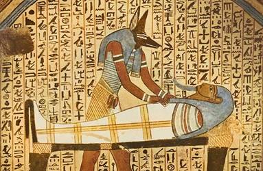 Египетские иероглифы на стенах гробниц